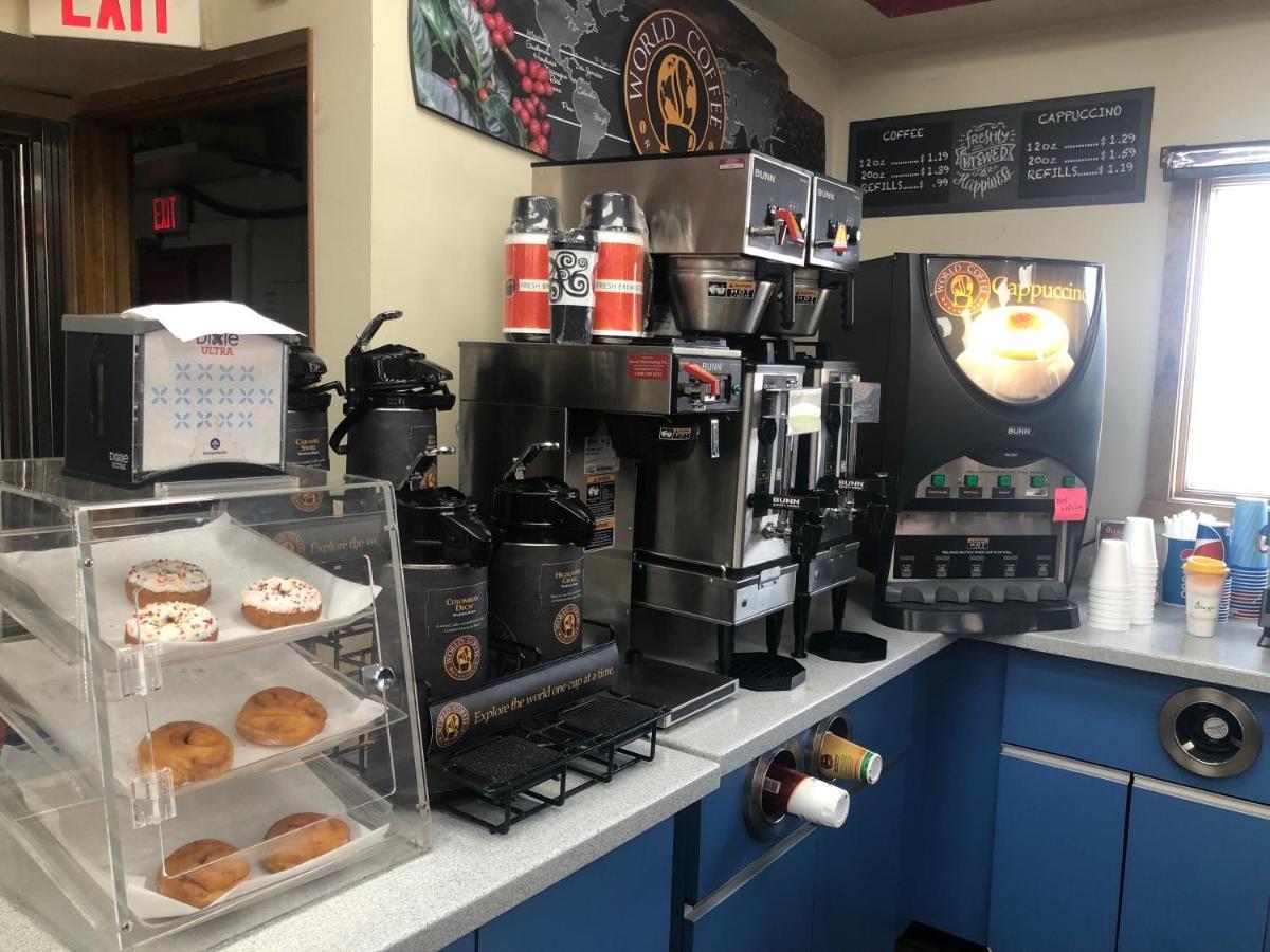 Exxon Quik Stop & Motel Wausaukee Bagian luar foto